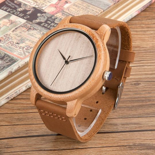 Hölzerne Uhr