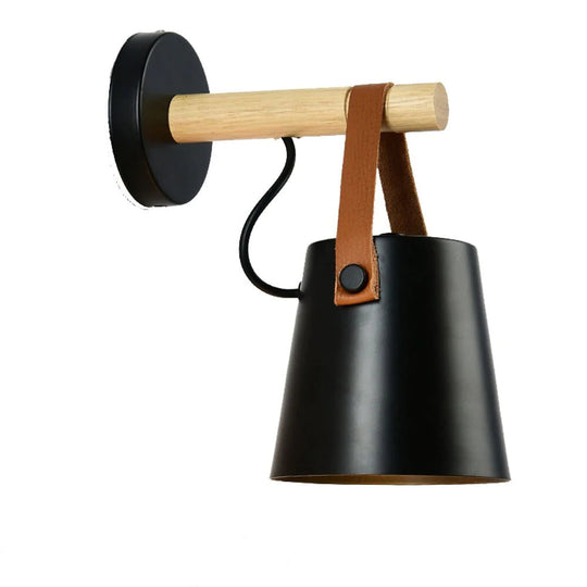 Nordische Wooden Wandleuchte