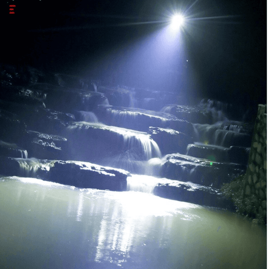 P1000 Led Wiederaufladbare Taschenlampe