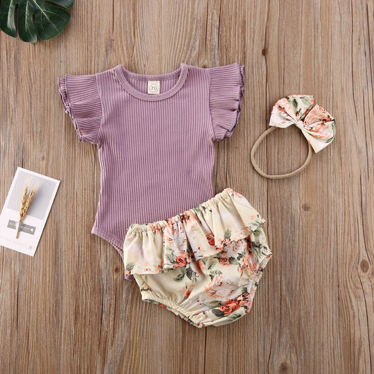Ruffled Geripptes Floral Shorts Set